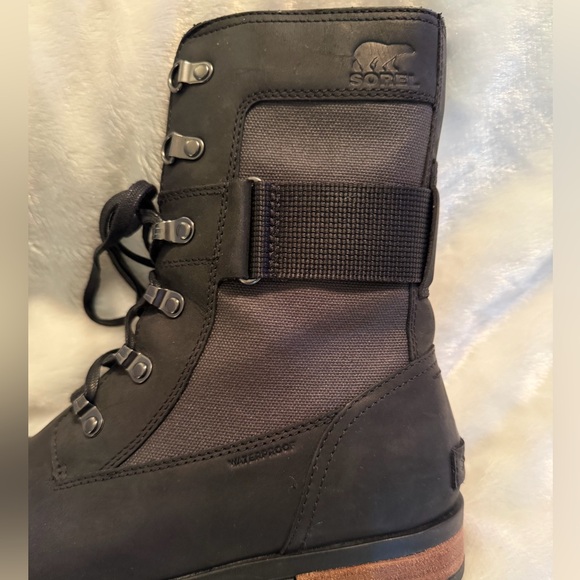 Sorel Black Women's Combat Boots - Picture 9 of 14